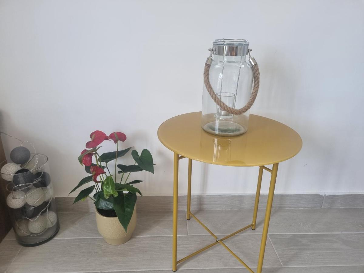 Apartament Tiffany's -2' Walk From Metro *
